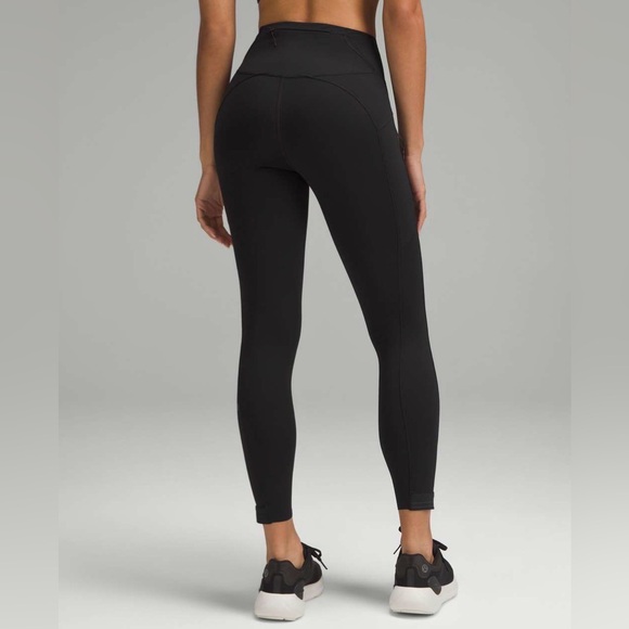 *NWT* Lululemon Fast and Free High-Rise Tight 25" 3 Pockets *Glow Black Size 6 - Picture 2 of 11